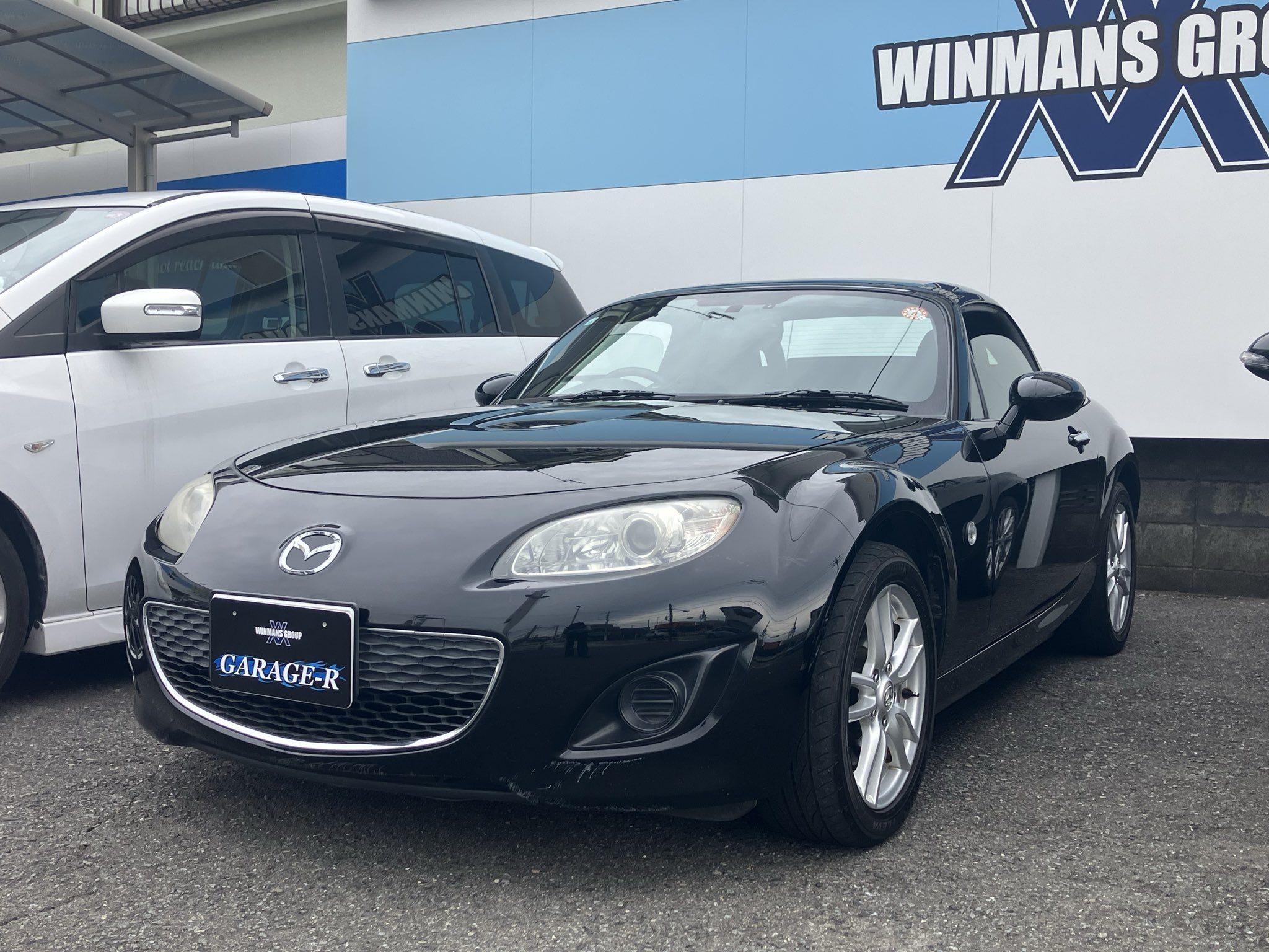 G2Y3nZdaoAAR-Md.jfif